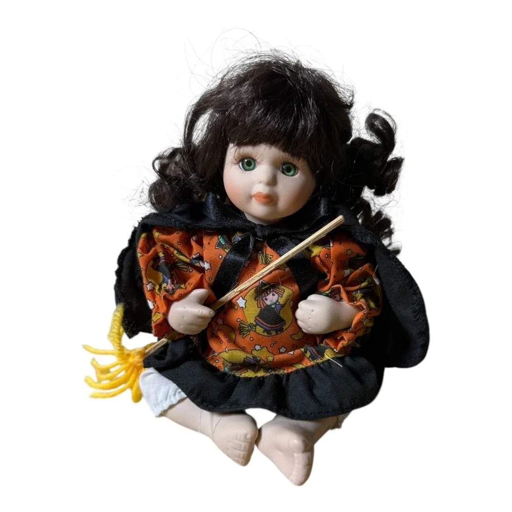 Vintage Rare Porcelain Collectible Doll‎ Witch Halloween Fall SEE PHOTOS